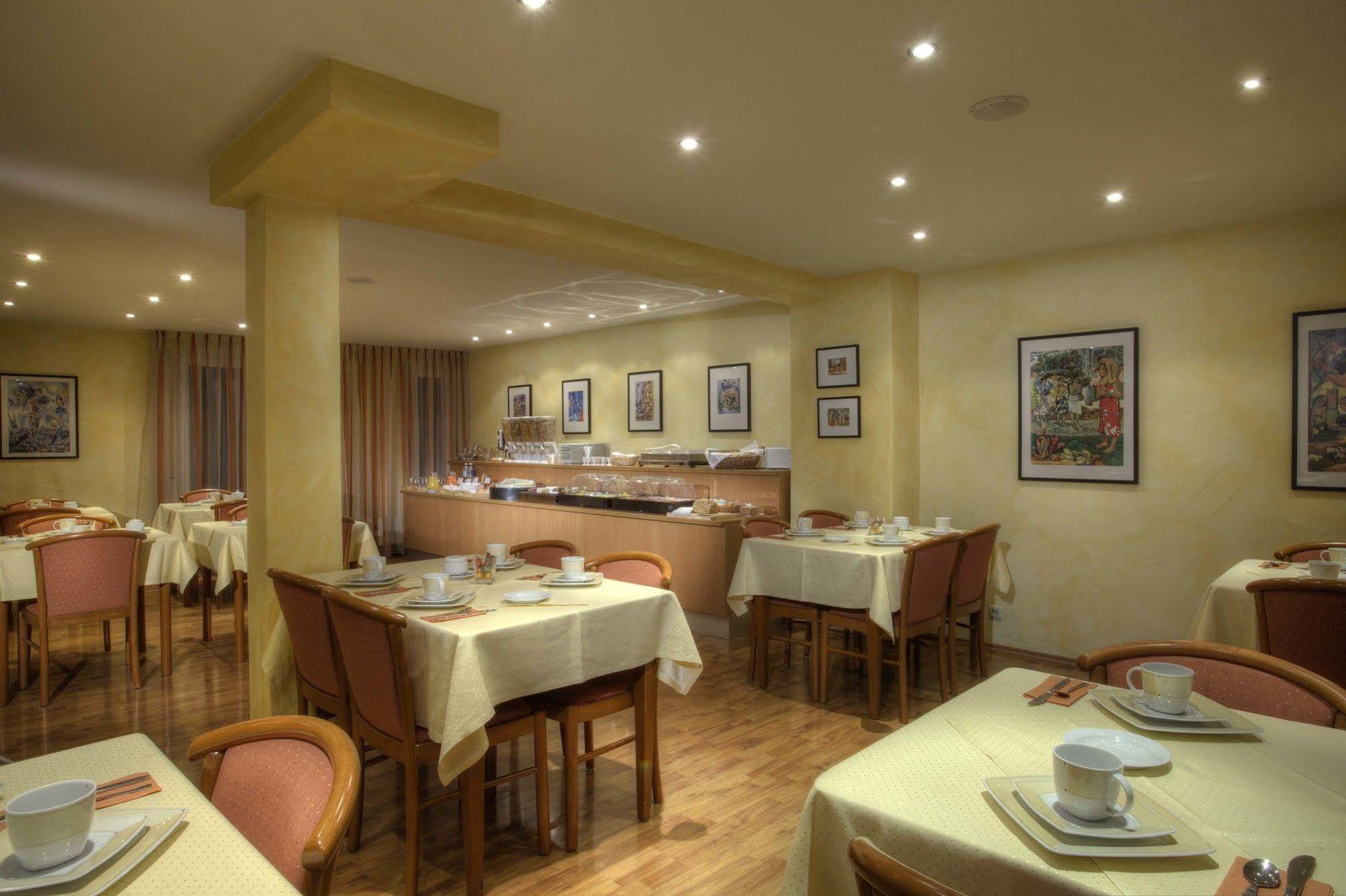 Hotel Zur Muehle Urbach  Ngoại thất bức ảnh